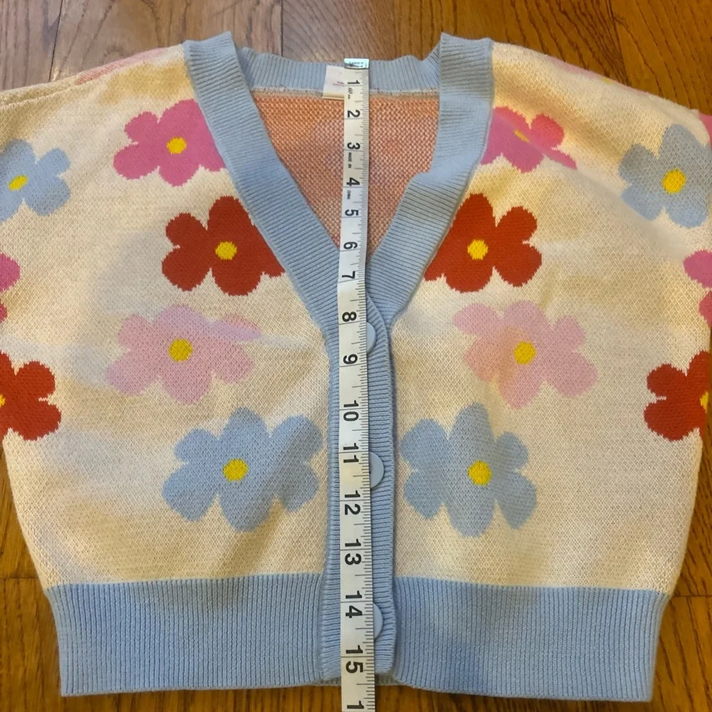 Old Navy Floral Kids Sweater - Blue, Red, Pink, Yellow Girls Size 6